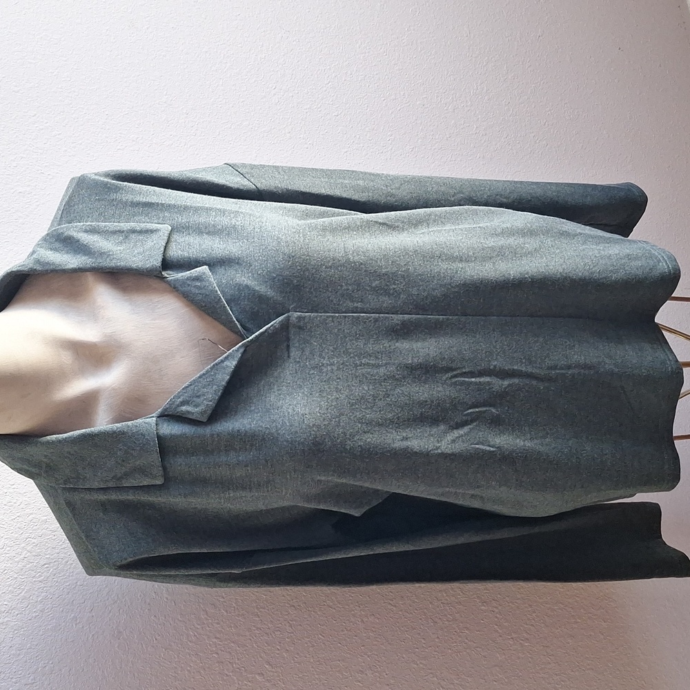 Stylus Gray Long Sleeve Top